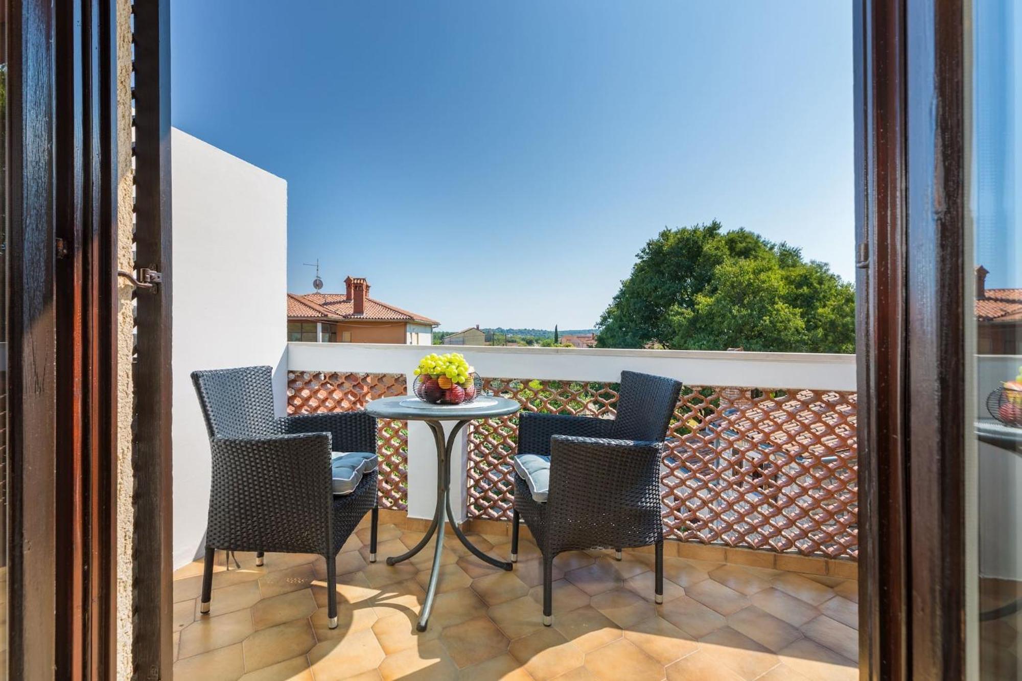 Marceta - Apartments & Rooms With Swimming Pool Fazana Exterior photo