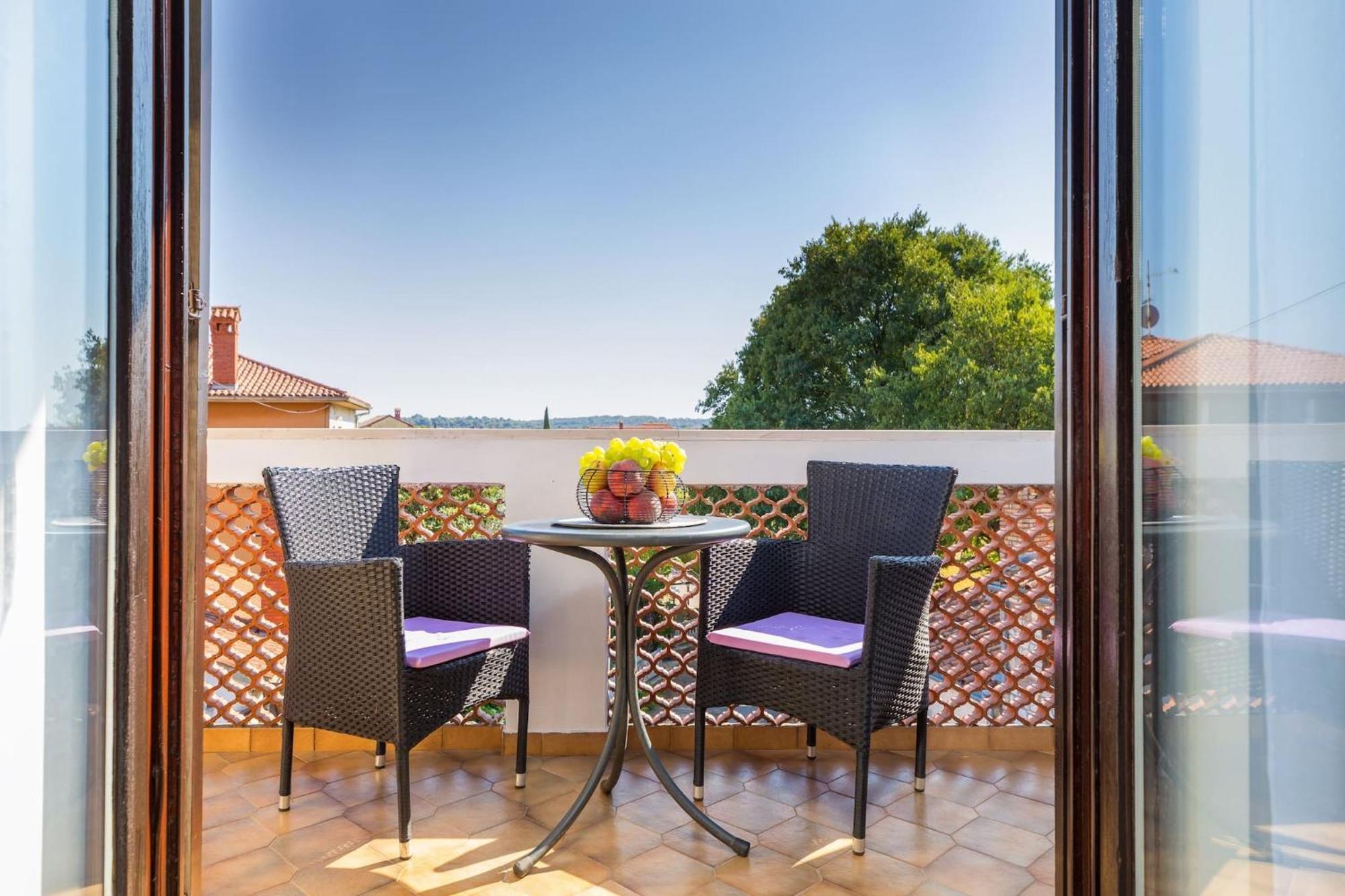 Marceta - Apartments & Rooms With Swimming Pool Fazana Exterior photo